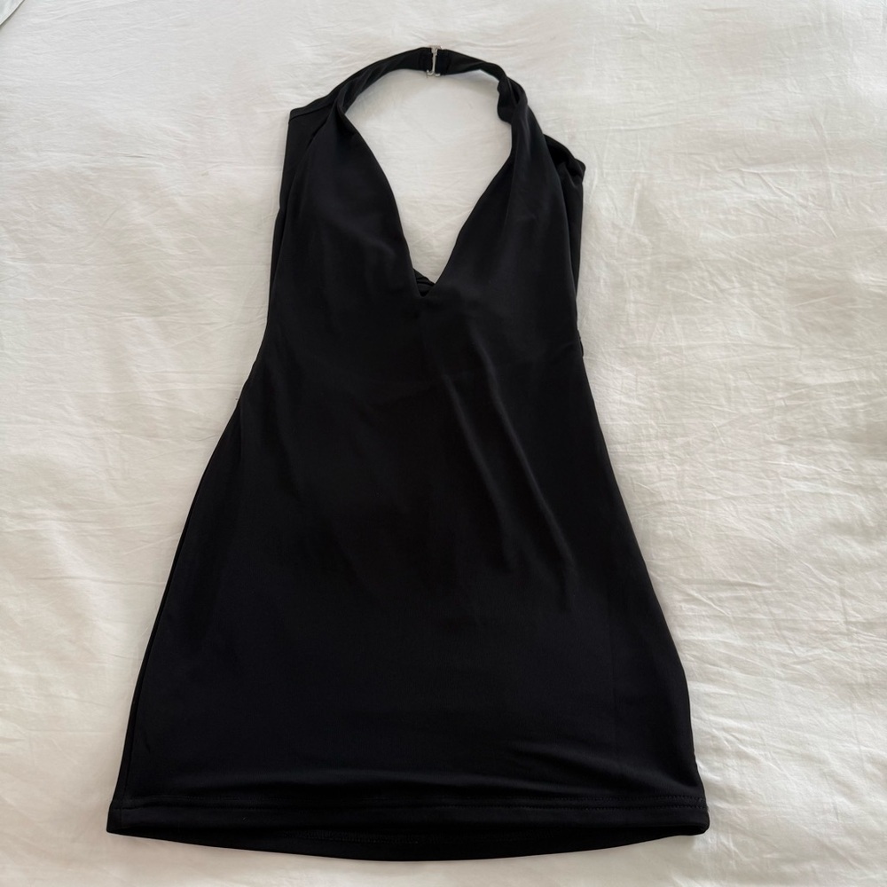 White Fox- Halter Backless V-Neck Black Bodycon Mini Dress